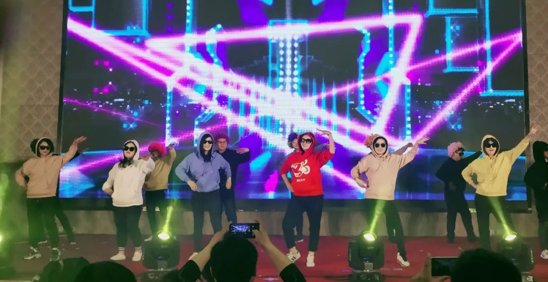 信川年會(huì)慶典|2020卯勁前行 嶄新十年，夢(mèng)想無(wú)限??！