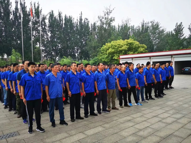 “風(fēng)霜雪雨十二年 ，茁壯信川斗志堅(jiān)”熱烈慶祝信川機(jī)械成立12周年！