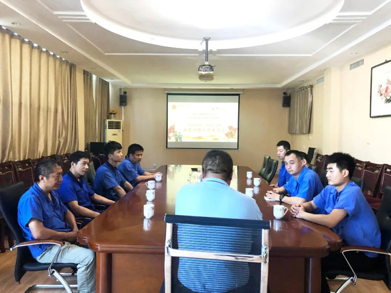 鐵血軍魂，榮耀致敬—信川機(jī)械召開慶祝建軍93年暨退伍軍人表彰座談會