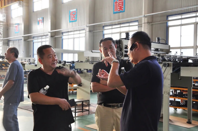 感恩有您，一路同行--熱烈歡迎保定包裝協(xié)會蒞臨信川參觀指導！