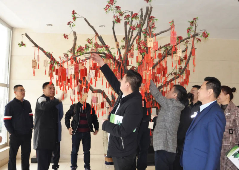 熱烈歡迎華商書院物流包裝聯(lián)盟蒞臨山東天利源參觀交流！